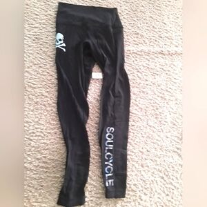 LULULEMON - Size 4 - Soul Cycle w/ Skull & Cross Bones - Black